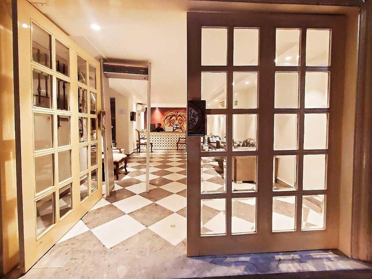 The Pinky Villa - Heritage Boutique Suites Ню Делхи Екстериор снимка