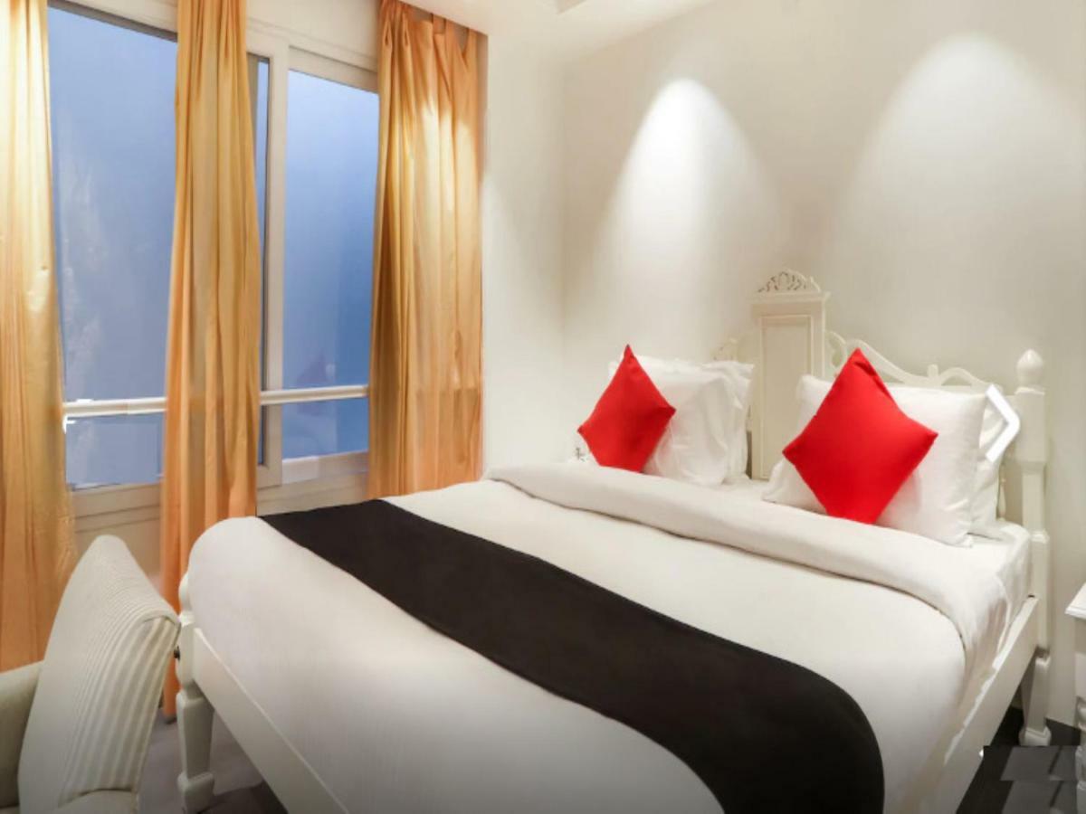 The Pinky Villa - Heritage Boutique Suites Ню Делхи Екстериор снимка